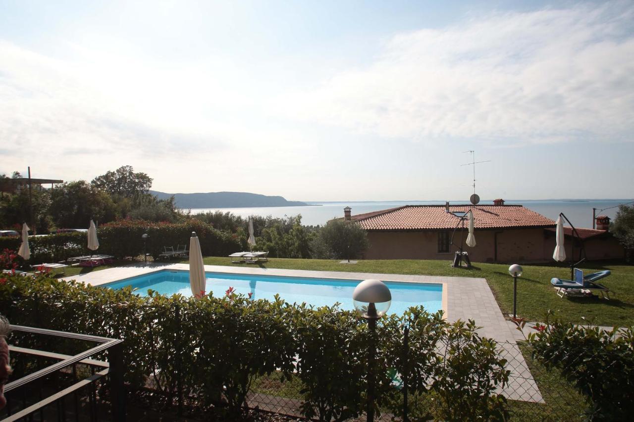 Panorama Lake View, Pool & Garden, 2 Bathrooms, Kingsize & Single-Beds, Fast Internet Toscolano Maderno Extérieur photo