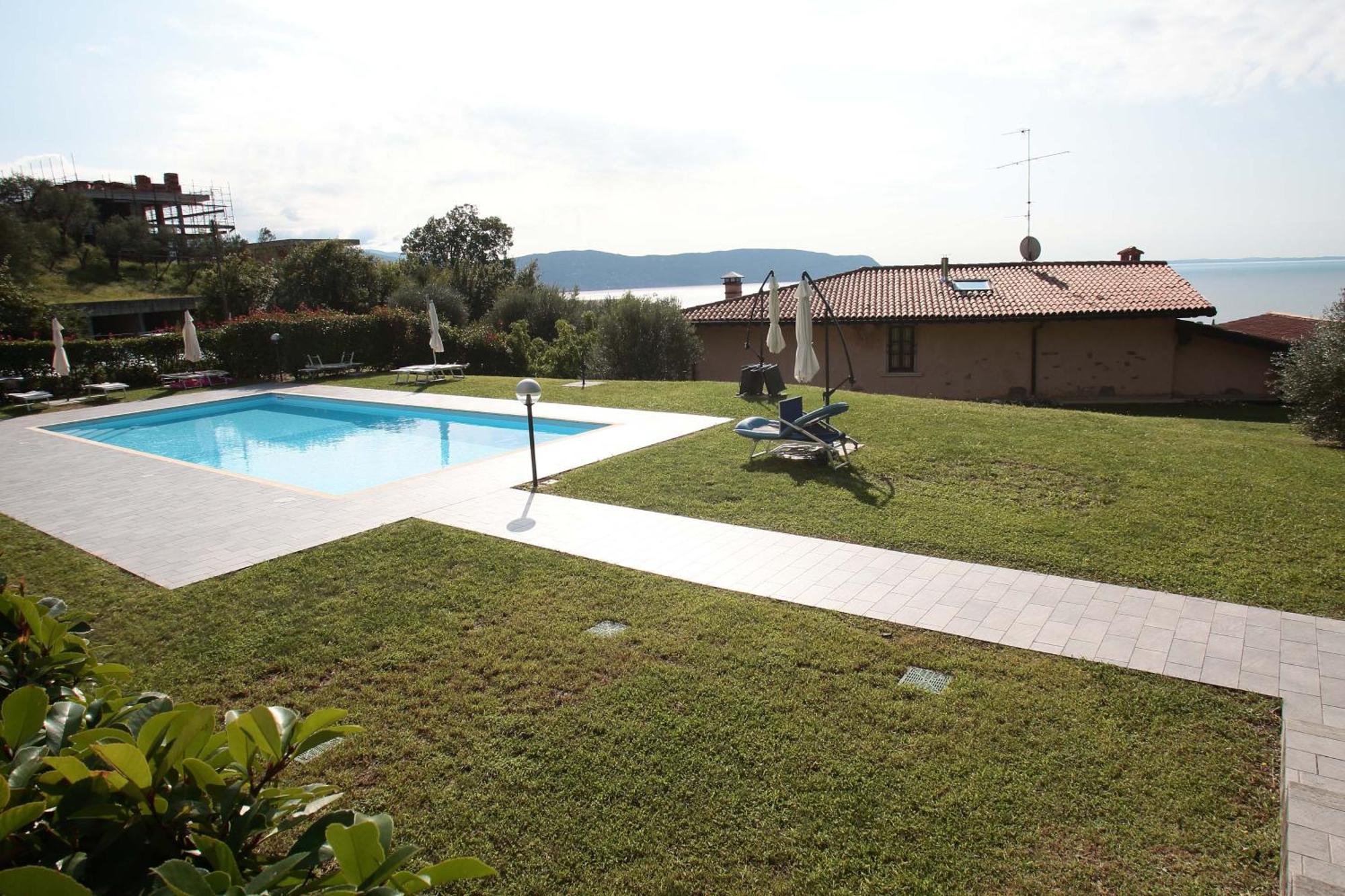 Panorama Lake View, Pool & Garden, 2 Bathrooms, Kingsize & Single-Beds, Fast Internet Toscolano Maderno Extérieur photo